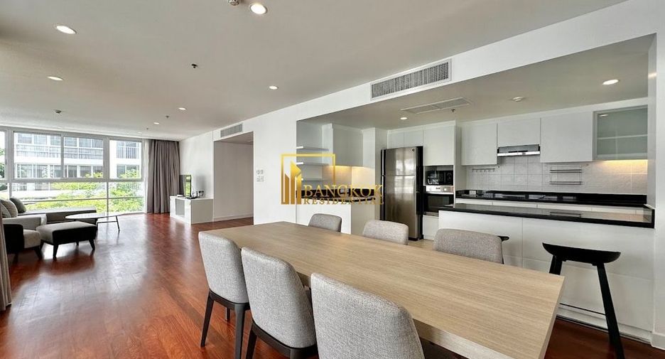 For rent 3 bedrooms apartment in Watthana, Bangkok