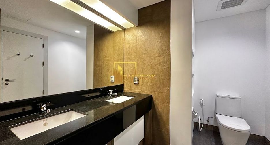 For rent 3 bedrooms apartment in Watthana, Bangkok
