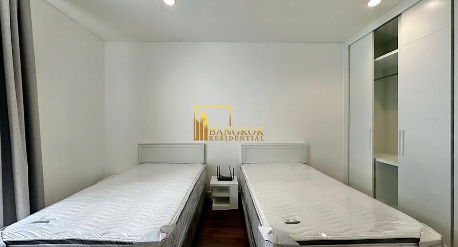 For rent 3 bedrooms apartment in Watthana, Bangkok