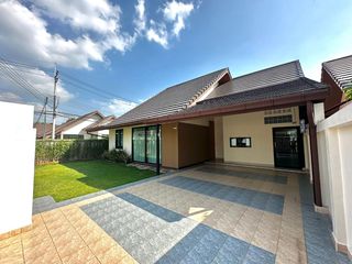For sale 2 ベッドルーム villa in Bang Lamung, Chonburi