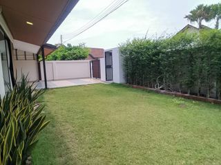 For sale 2 ベッドルーム villa in Bang Lamung, Chonburi