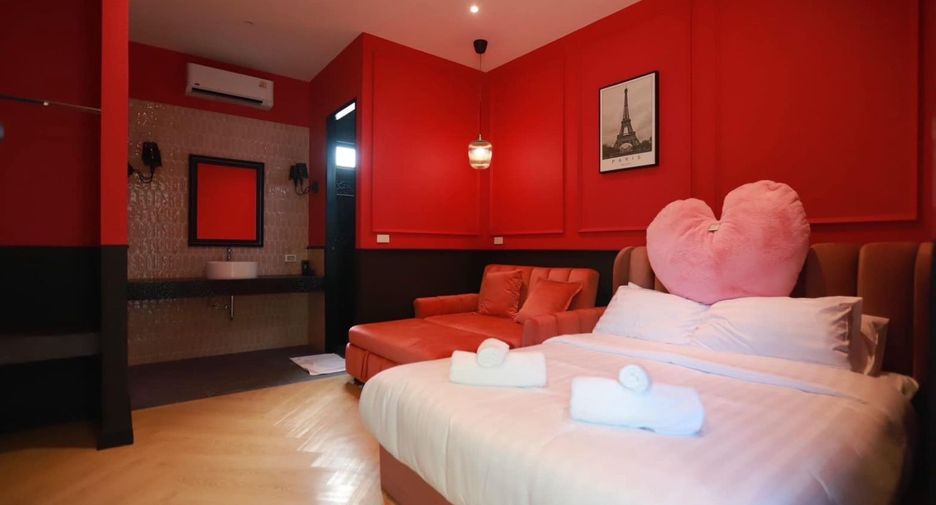 Haus zum Kauf mit 5 Zimmer in Sattahip, Chonburi