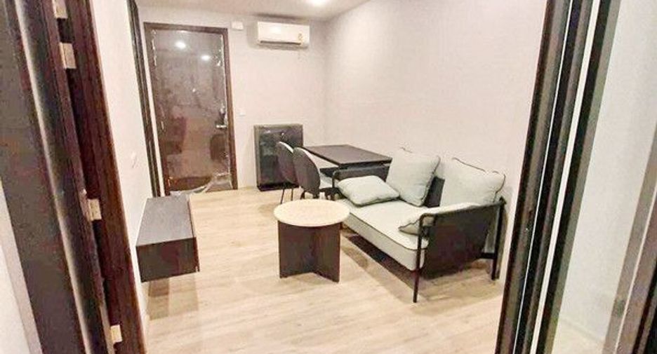For rent 1 bed condo in Huai Khwang, Bangkok