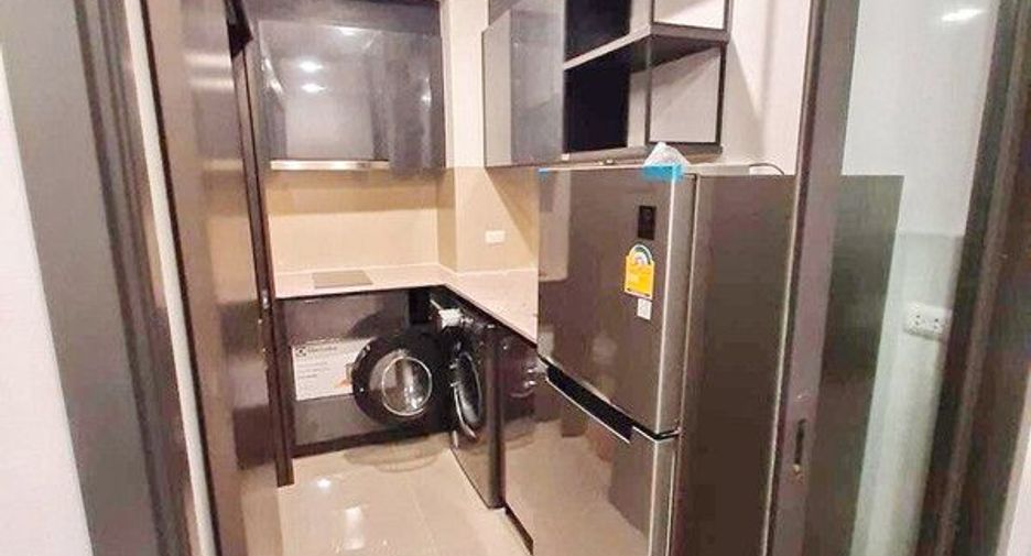 For rent 1 bed condo in Huai Khwang, Bangkok