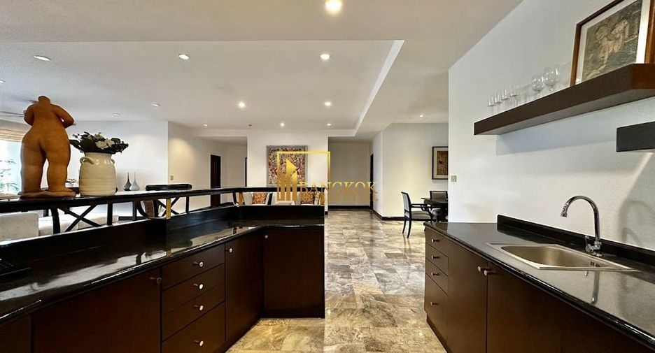 Apartment zur Miete mit 3 Zimmer in Watthana, Bangkok