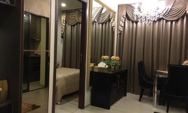 Condo en alquiler de 1 habitaciones en Huai Khwang, Bangkok