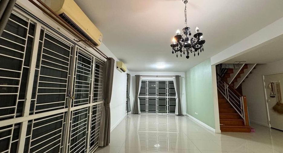 For sale 3 ベッドルーム house in Bang Lamung, Chonburi