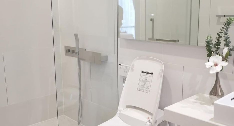 For rent 1 bed condo in Sathon, Bangkok
