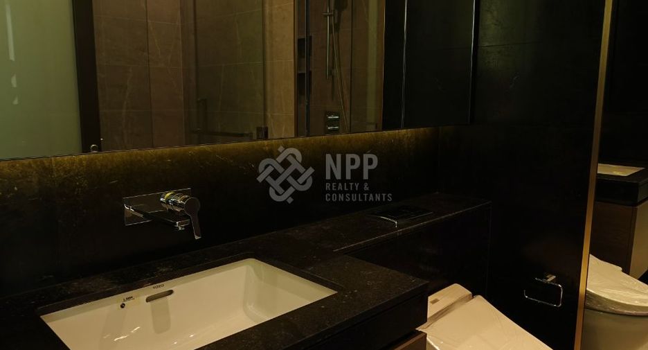 For sale 2 Beds condo in Pathum Wan, Bangkok