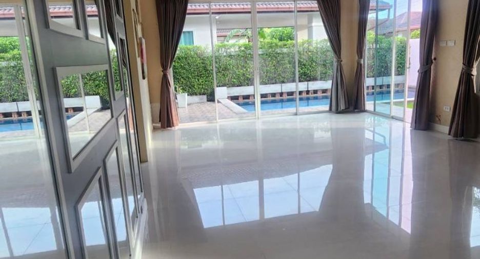 Haus zum Kauf mit 3 Zimmer in Bang Lamung, Chonburi