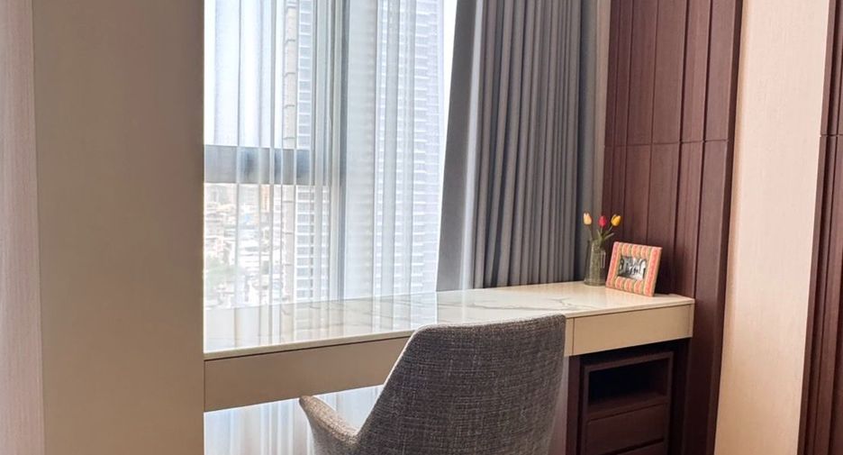 For rent 1 bed condo in Bang Rak, Bangkok