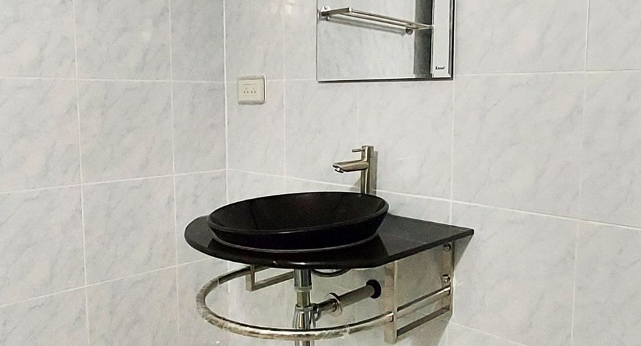 Продажа 10 спальни отель в Мыанг Районг, Районг