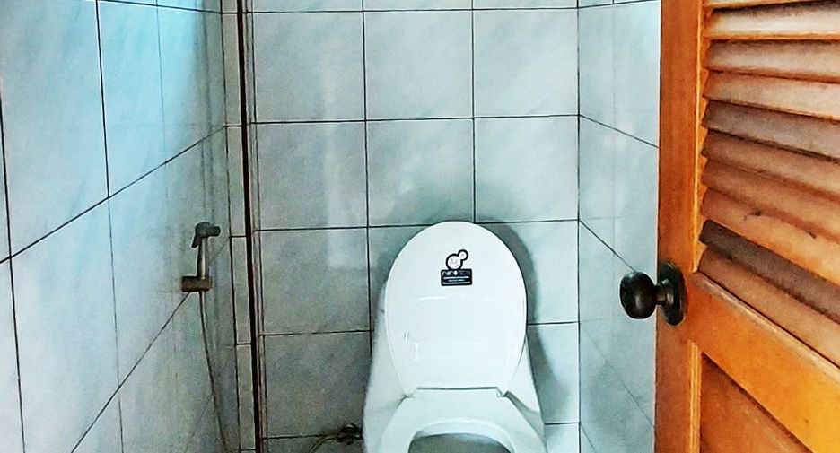 Продажа 10 спальни отель в Мыанг Районг, Районг