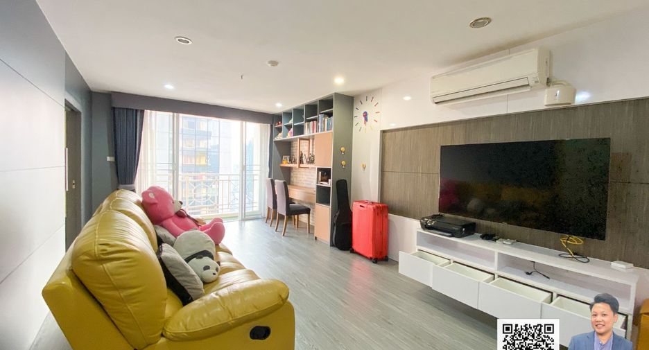 For sale 2 bedrooms condo in Watthana, Bangkok
