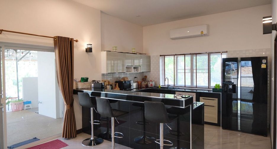À vendre 3 chambres maison à Ban Lat, Phetchaburi