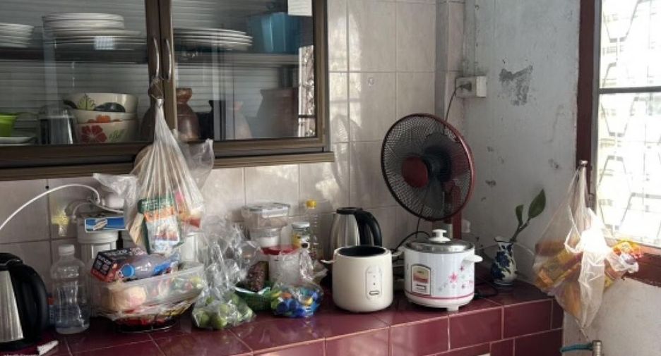 Reihenhaus zum Kauf mit 3 Zimmer in Khan Na Yao, Bangkok