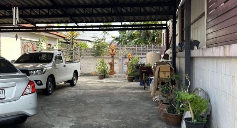 Reihenhaus zum Kauf mit 3 Zimmer in Khan Na Yao, Bangkok