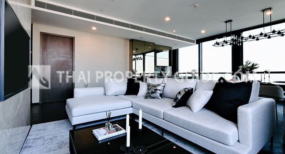 For rent 3 bed condo in Khlong Toei, Bangkok