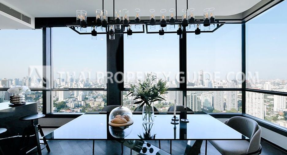 For rent 3 bed condo in Khlong Toei, Bangkok