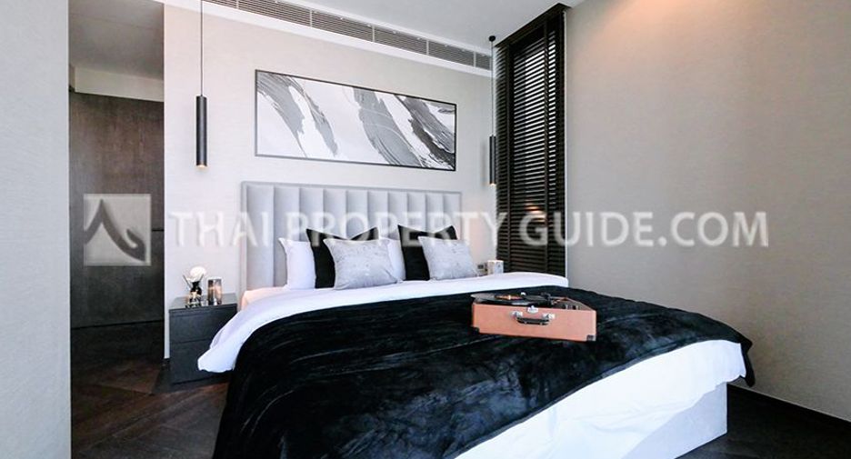For rent 3 bed condo in Khlong Toei, Bangkok