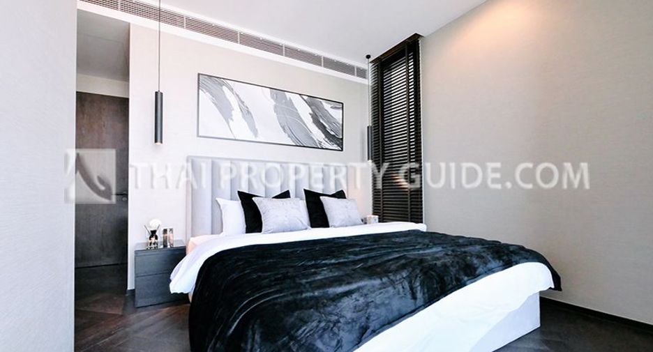 For rent 3 bed condo in Khlong Toei, Bangkok