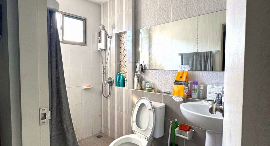 Продажа 3 спальни дом в Банг Ламунг, Чонбури