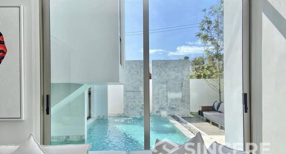 For sale 3 bedrooms villa in Thalang, Phuket