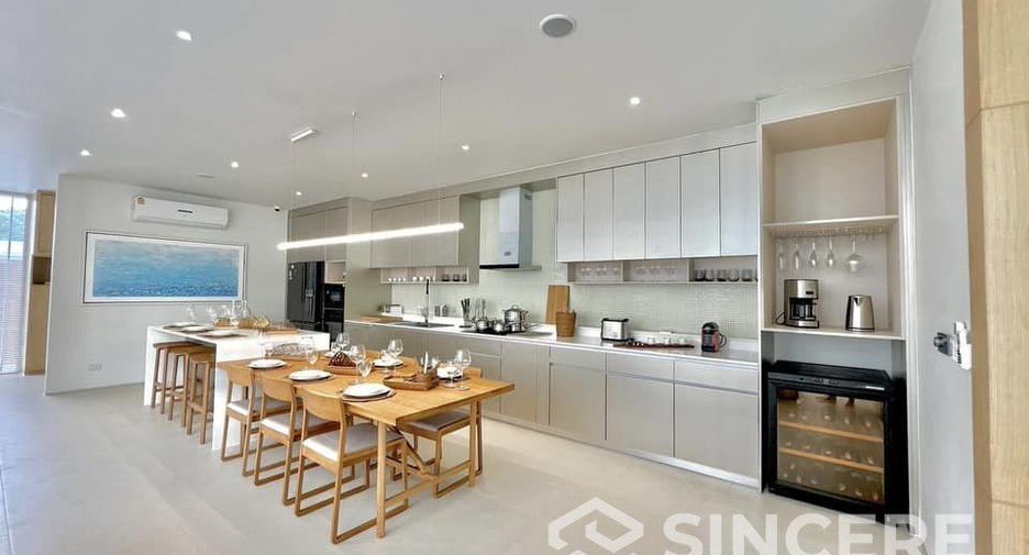 For sale 3 bedrooms villa in Thalang, Phuket