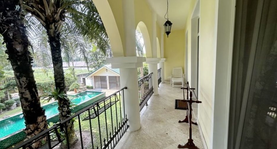 For sale 5 ベッドルーム house in Bang Lamung, Chonburi
