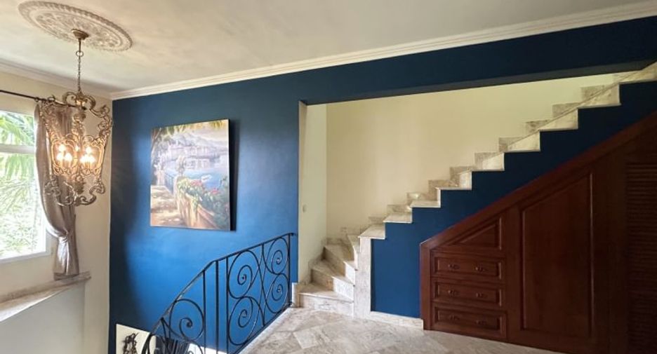 For sale 5 ベッドルーム house in Bang Lamung, Chonburi