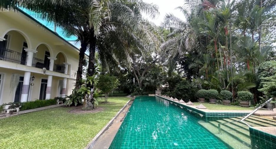 For sale 5 ベッドルーム house in Bang Lamung, Chonburi