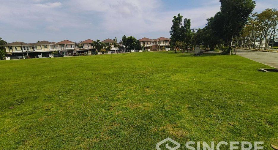 For rent 3 bedrooms house in Mueang Phuket, Phuket
