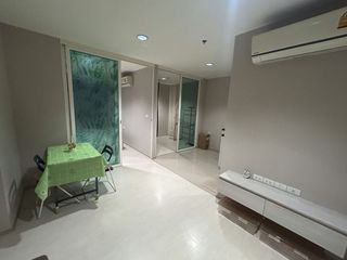 For sale 2 bedrooms condo in Mueang Samut Prakan, Samut Prakan