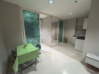 For sale 2 bedrooms condo in Mueang Samut Prakan, Samut Prakan