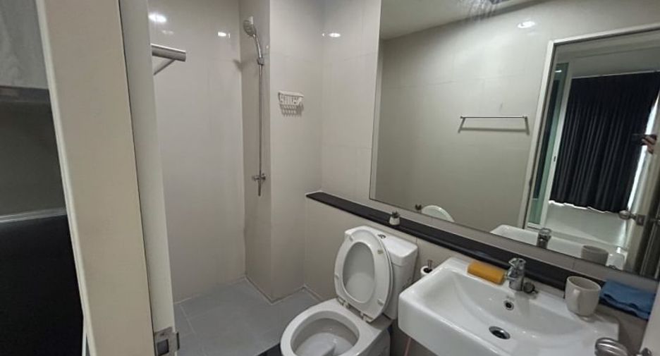 出售 2 卧室 公寓 在 Mueang Samut Prakan, Samut Prakan