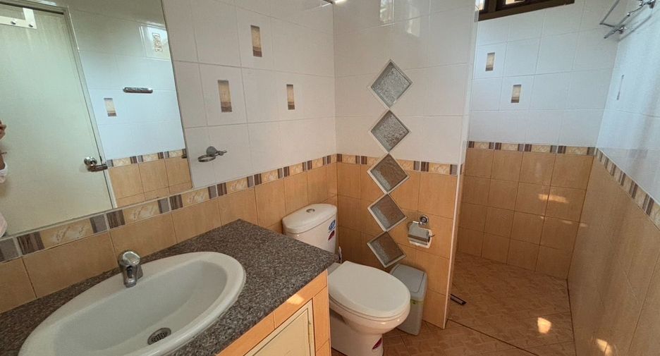 For rent 2 bedrooms house in Mueang Rayong, Rayong