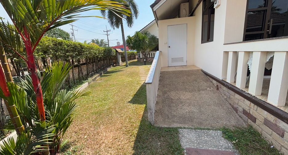 For rent 2 bedrooms house in Mueang Rayong, Rayong