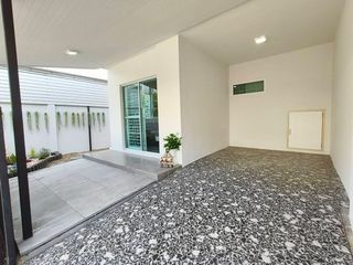 For sale 3 bed townhouse in Khlong Sam Wa, Bangkok