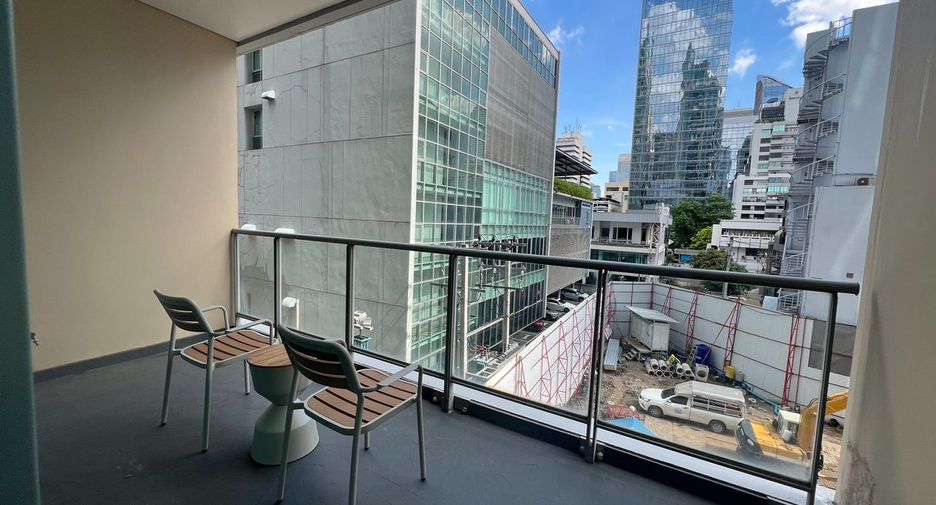 Wohnung zur Miete mit 2 Zimmer in Pathum Wan, Bangkok
