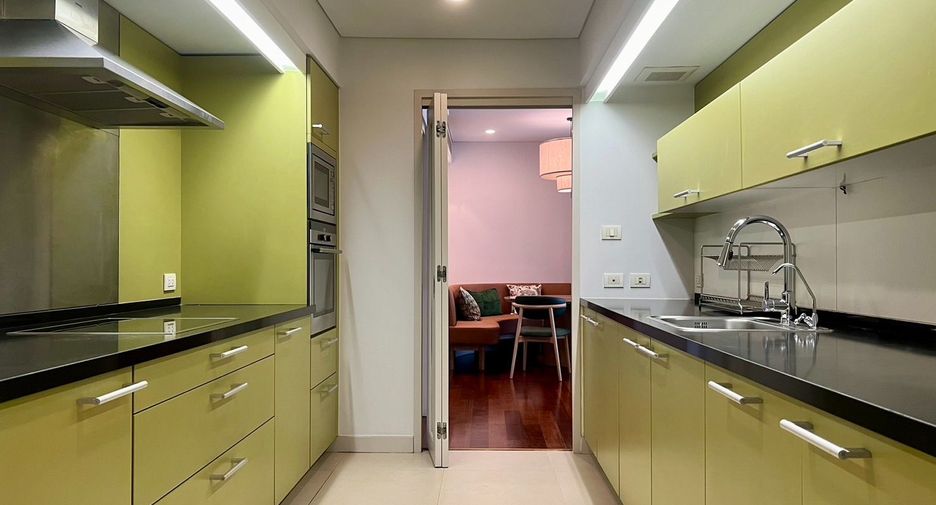 Wohnung zur Miete mit 2 Zimmer in Pathum Wan, Bangkok