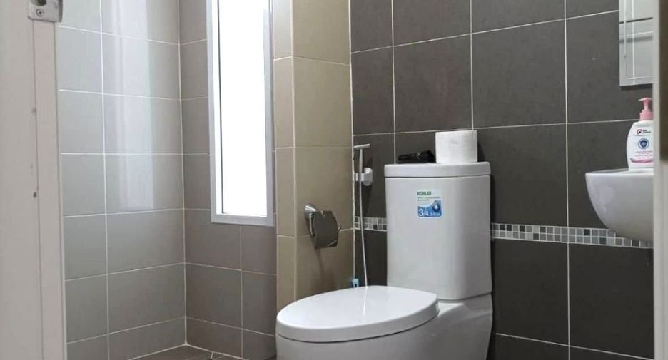 Haus zur Miete mit 3 Zimmer in Bang Lamung, Chonburi