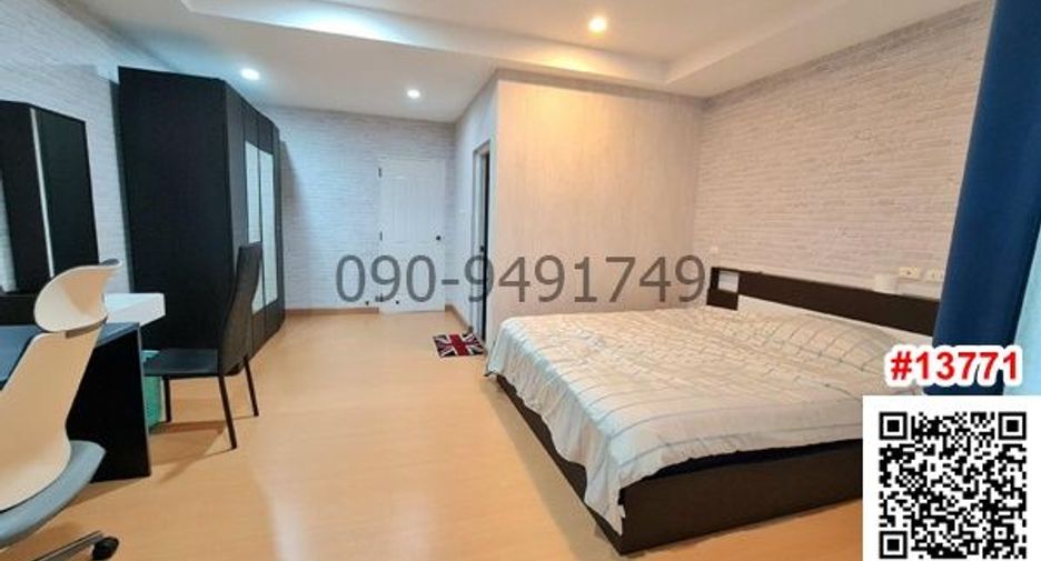 For rent 3 bedrooms townhouse in Prawet, Bangkok