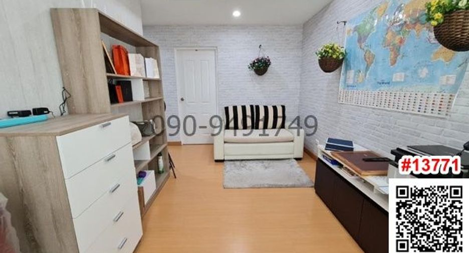 For rent 3 bedrooms townhouse in Prawet, Bangkok