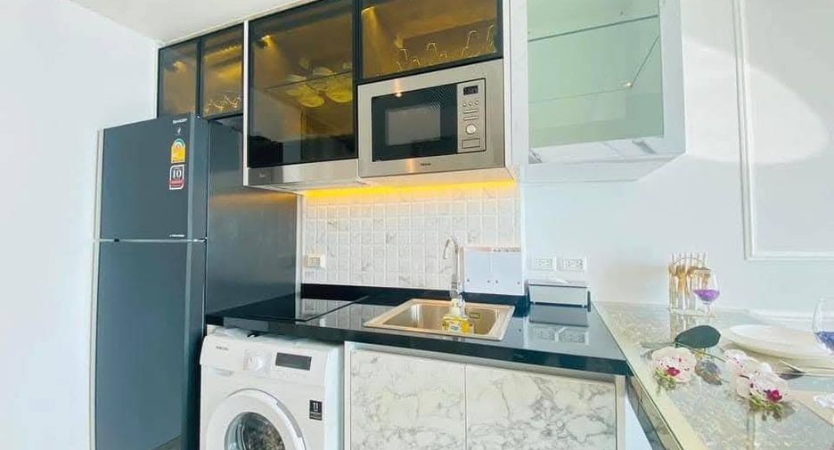 Condo en alquiler y en venta de 1 habitaciones en Bang Lamung, Chonburi