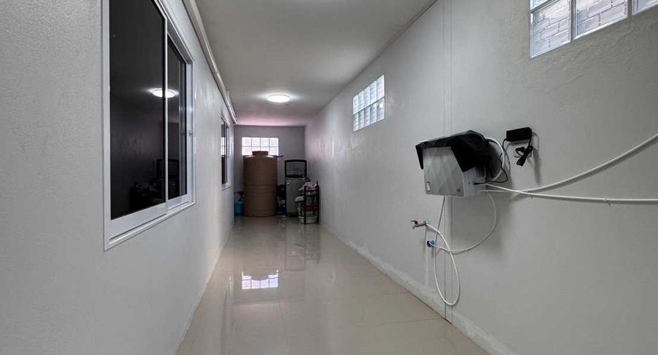 For sale 3 bed house in Ban Bueng, Chonburi