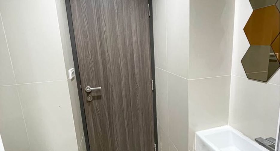 For sale 1 bed condo in Phaya Thai, Bangkok