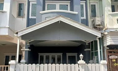 Casa adosada en venta de 3 habitaciones en Bang Bua Thong, Nonthaburi