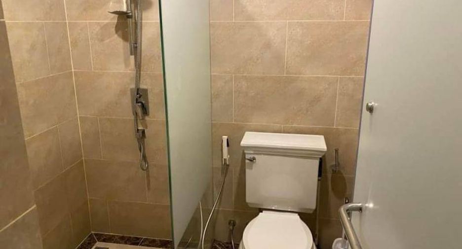 For rent 2 bedrooms condo in Bang Lamung, Chonburi