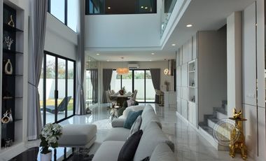 À vendre 5 chambres villa à Bang Lamung, Chonburi