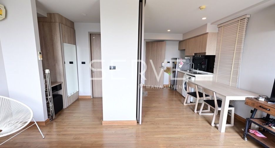 For sale 1 bed condo in Phaya Thai, Bangkok